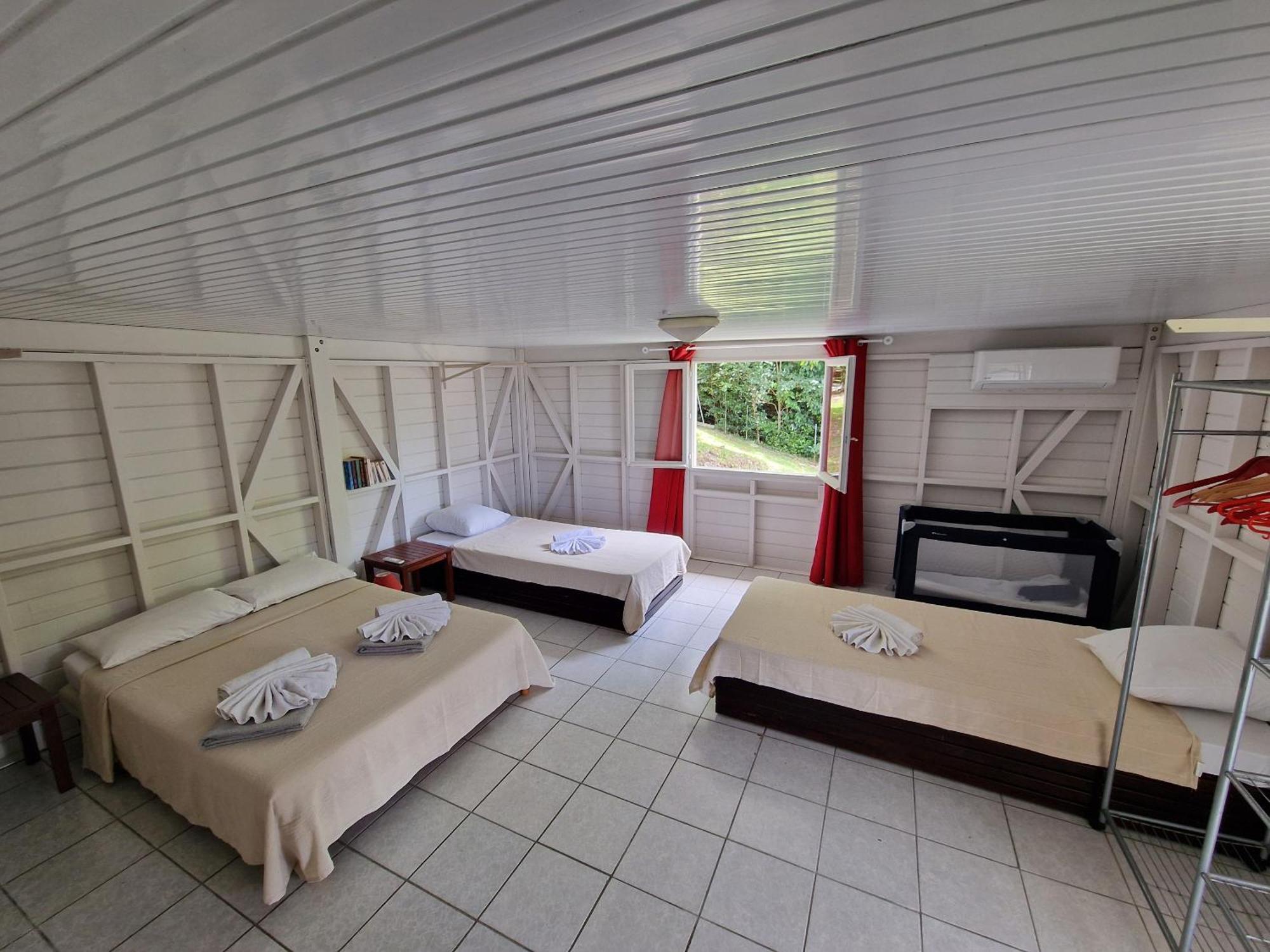 La Colline Verte Deshaies Chambre photo