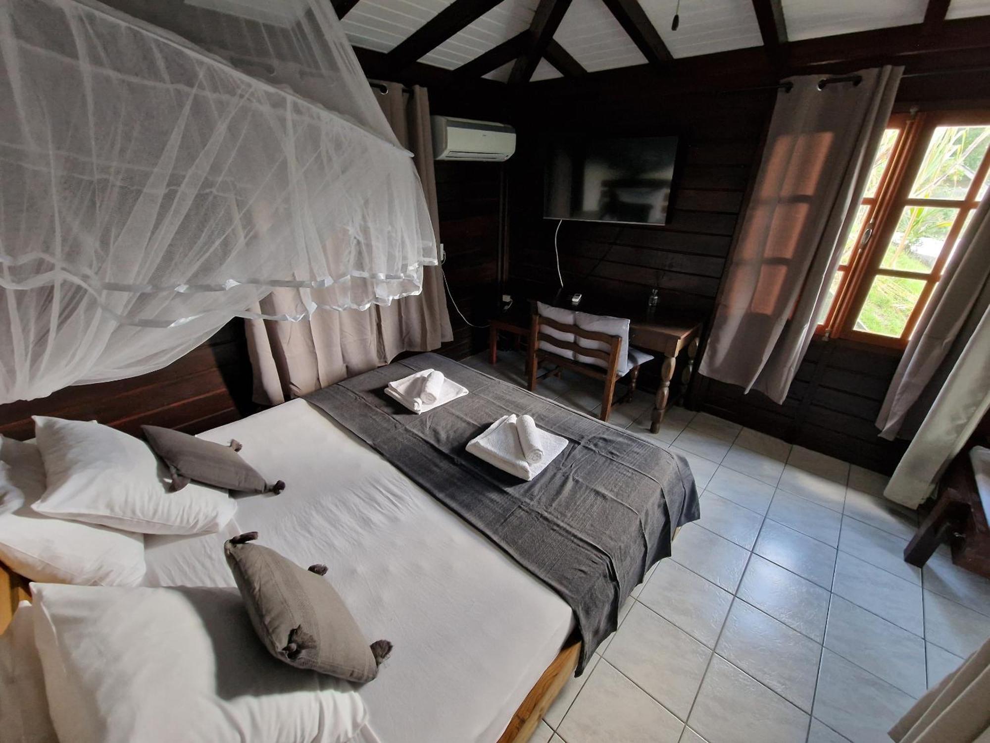 La Colline Verte Deshaies Chambre photo